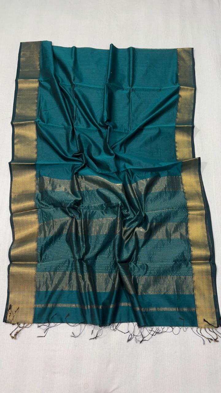 Teal Green Maheshwari Handwoven Saree with Golden Zari
