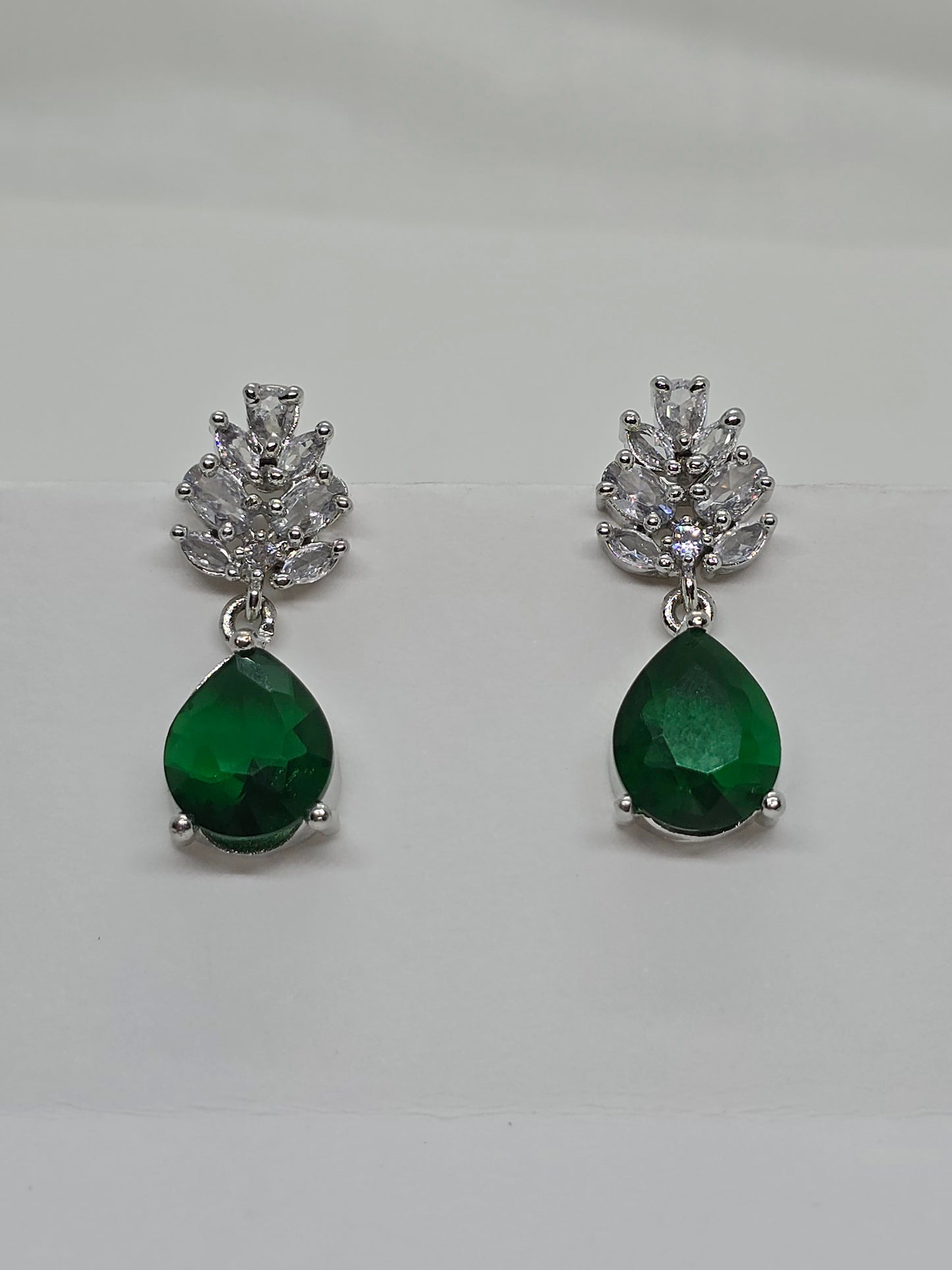 Zircon Earring Z104