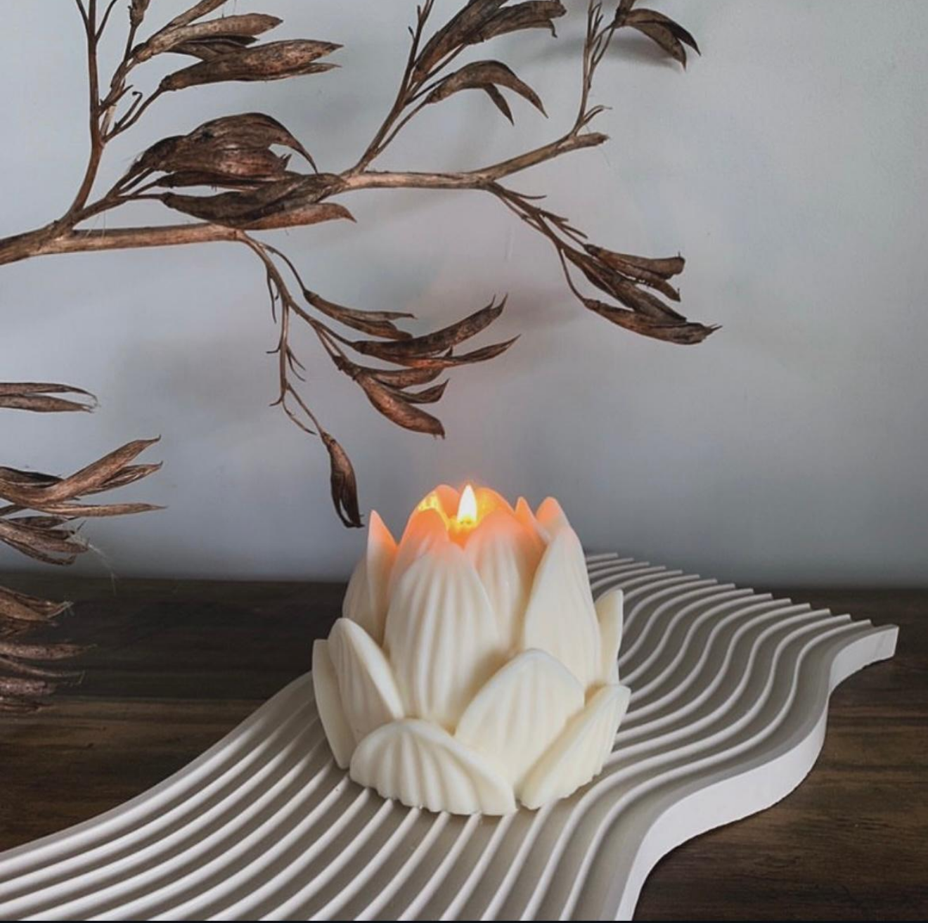 Lotus Candle