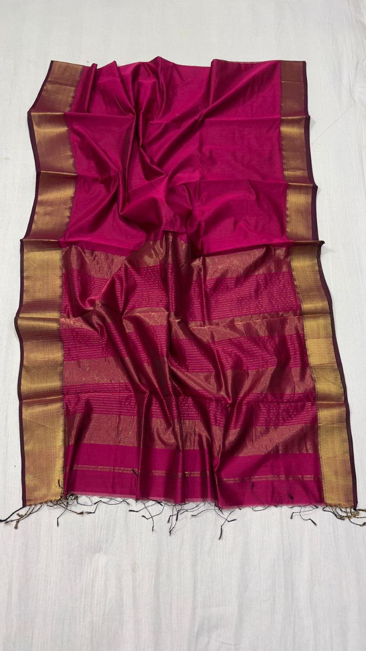 Rani Pink Maheshwari Saree Hand Woven with Golden Zari