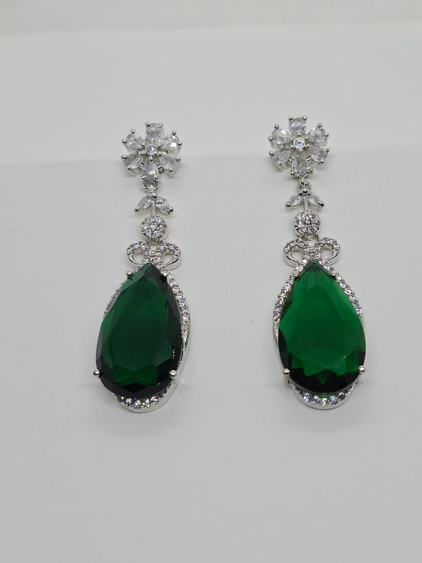 Zircon Earring Z103