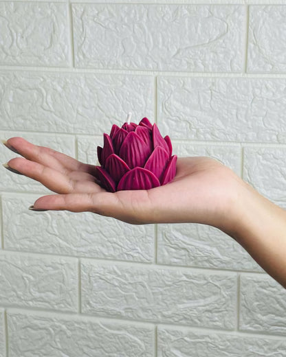 Lotus Candle
